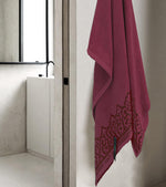 Calvin Klein Exclusive Towels - Bath Towel (27 x 54 Inches) & Hand Towel (20 x 35 Inches) Calvin Klein Exclusive Towels - Bath Towel (27 x 54 Inches) & Hand Towel (20 x 35 Inches)