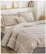 Daisy Pom-Pom Cotton Satin Duvet Cover Set